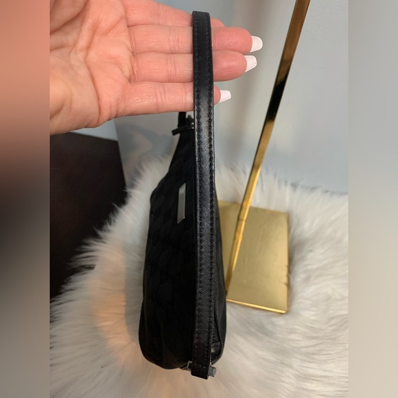 ❌SOLD❌Authentic and vintage small Gucci zip top Pochette accessory small bag - Picture 12 of 17